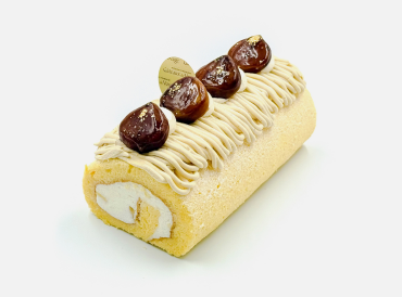 【秋限定】栗のロールケーキ🌰