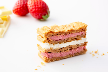 【季節限定商品】苺とホワイトチョコのミルフイユ