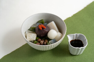 【ほっと一息✨抹茶白玉あんみつ🍵】